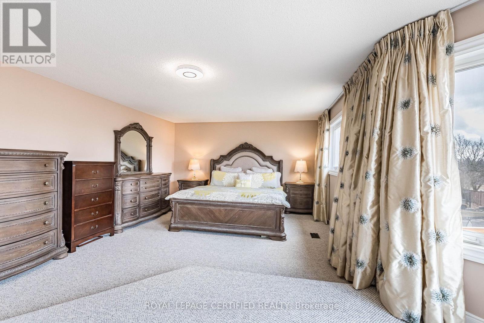 48 Fernbrook Crescent, Brampton, Ontario  L6Z 3P1 - Photo 22 - W12940910