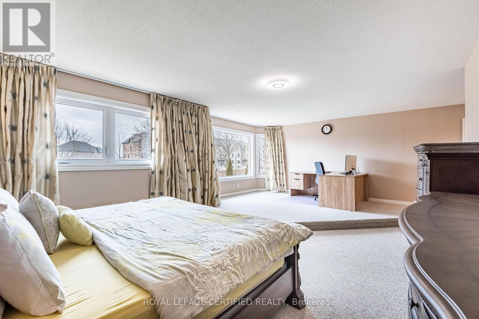 48 Fernbrook Crescent, Brampton, Ontario  L6Z 3P1 - Photo 23 - W12940910