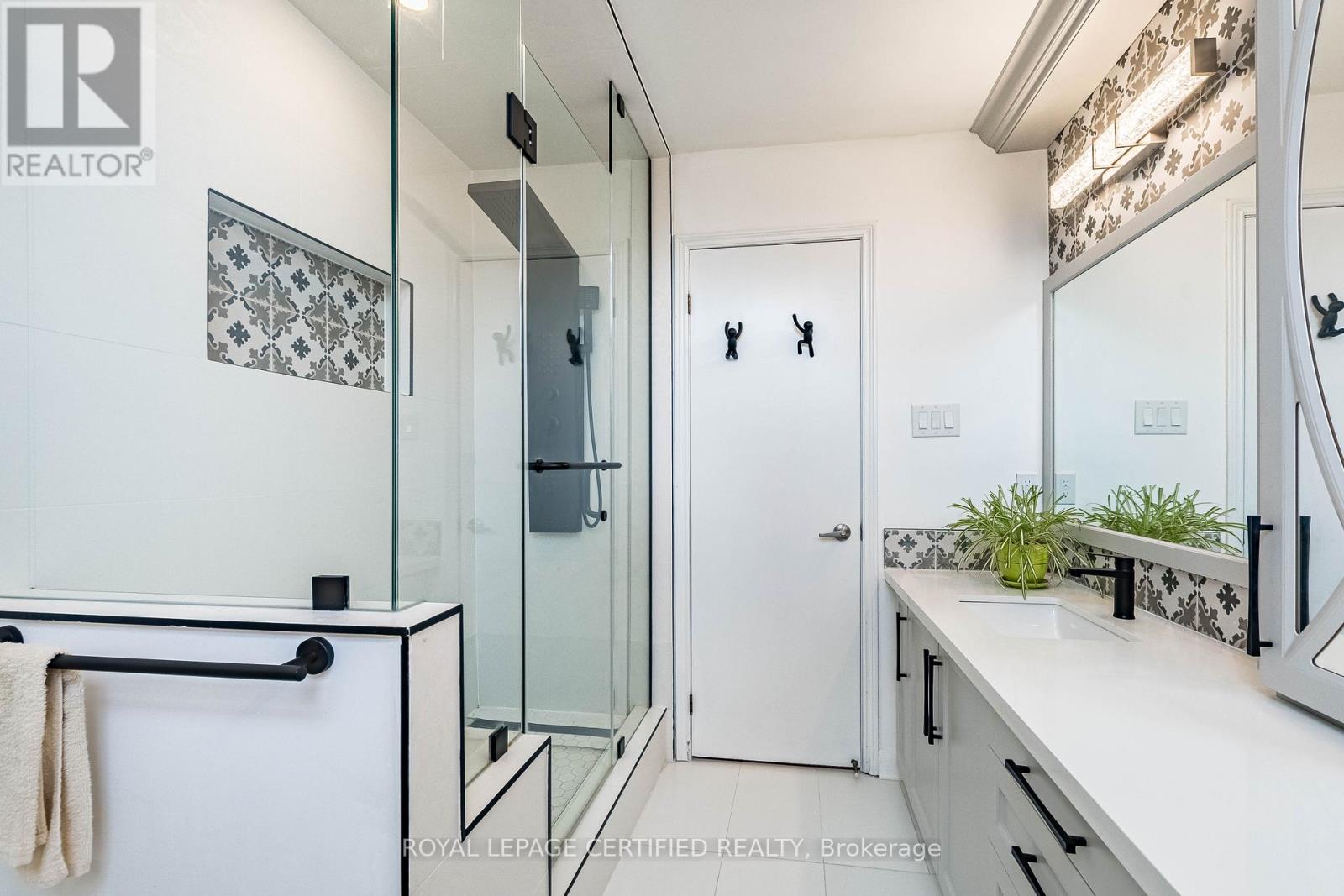 48 Fernbrook Crescent, Brampton, Ontario  L6Z 3P1 - Photo 35 - W12940910