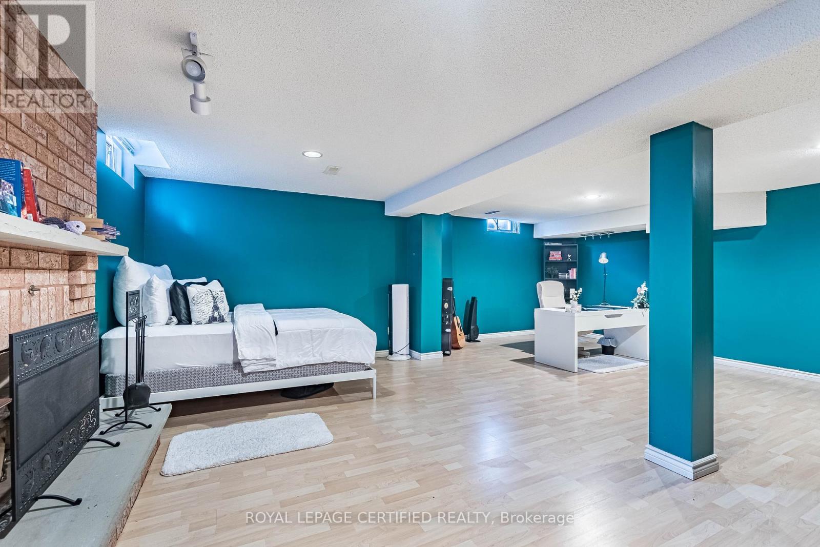 48 Fernbrook Crescent, Brampton, Ontario  L6Z 3P1 - Photo 40 - W12940910