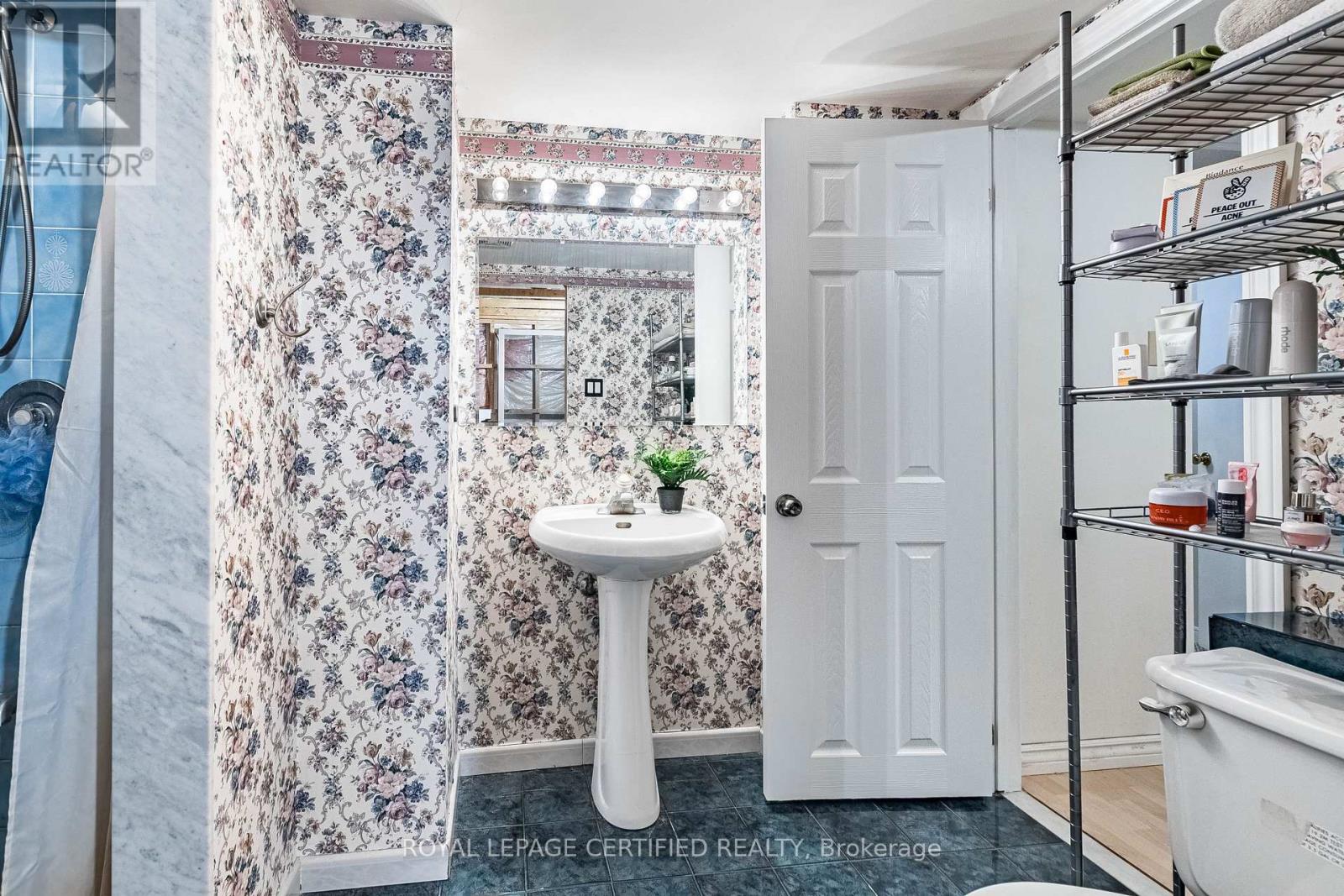 48 Fernbrook Crescent, Brampton, Ontario  L6Z 3P1 - Photo 45 - W12940910