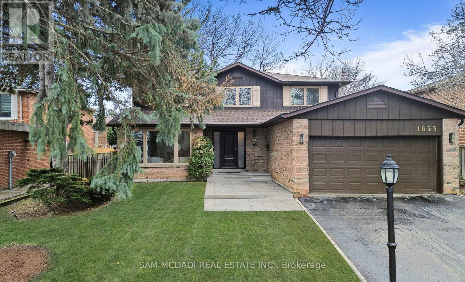 1653 SHERWOOD FORREST CIRCLE, Mississauga, Ontario