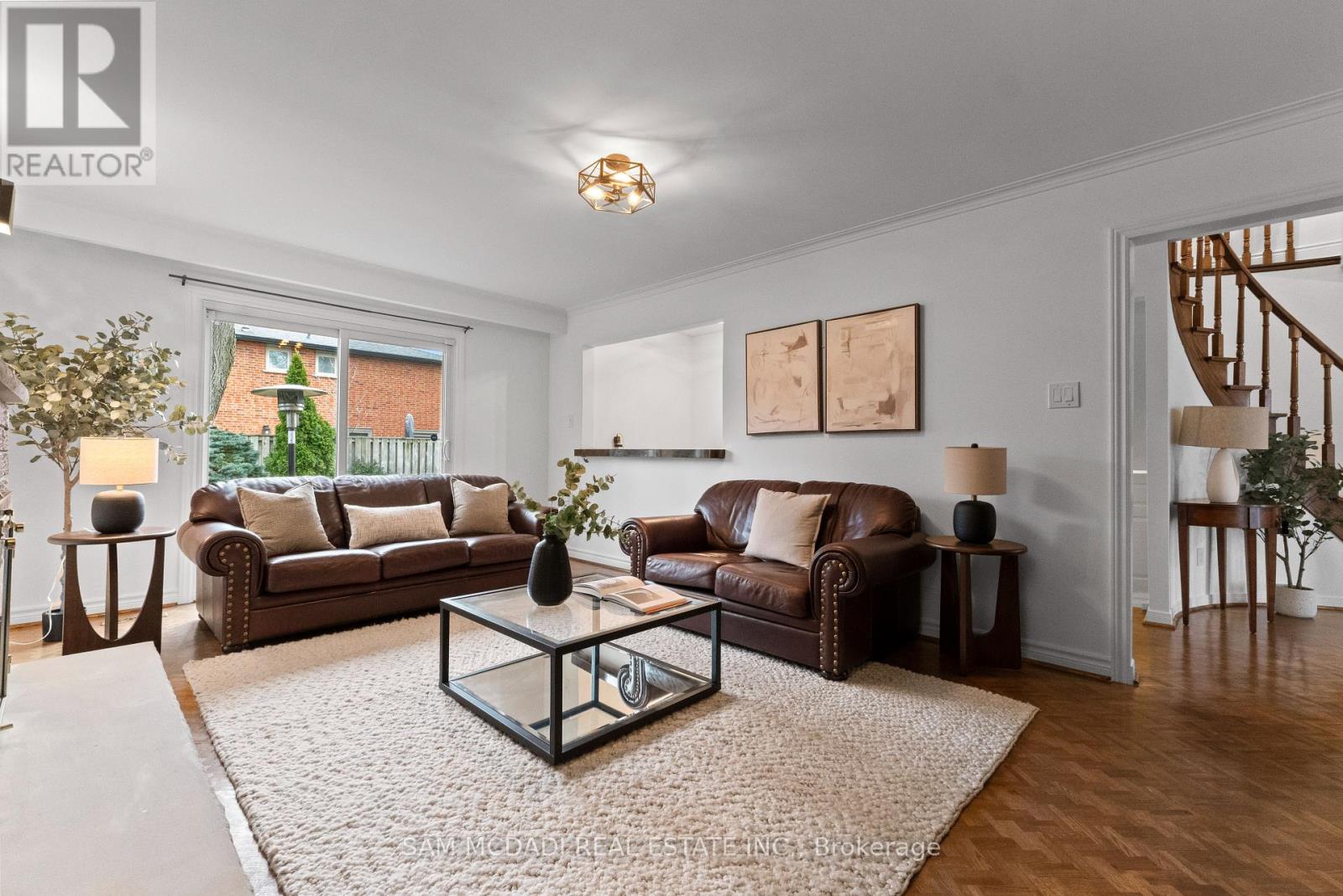 1653 Sherwood Forrest Circle, Mississauga, Ontario  L5K 2G8 - Photo 17 - W12940960