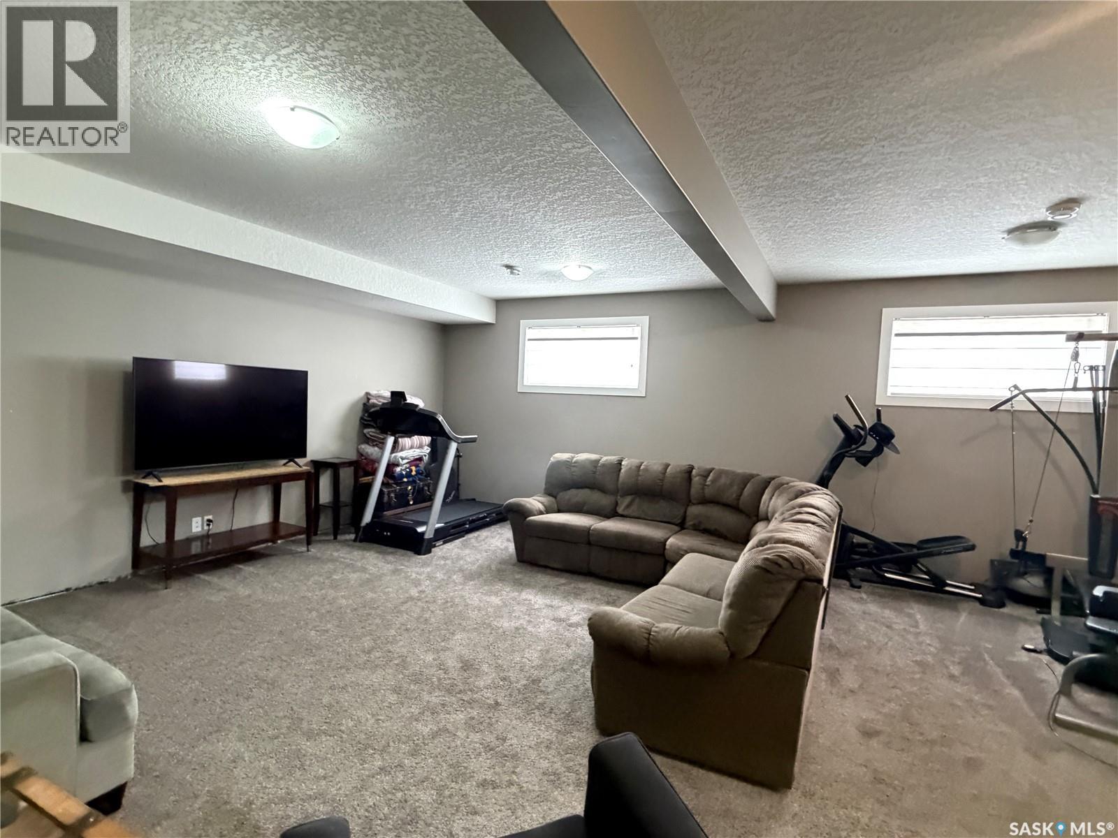 924 11th Street, Humboldt, Saskatchewan  S0K 2A0 - Photo 35 - SK031702