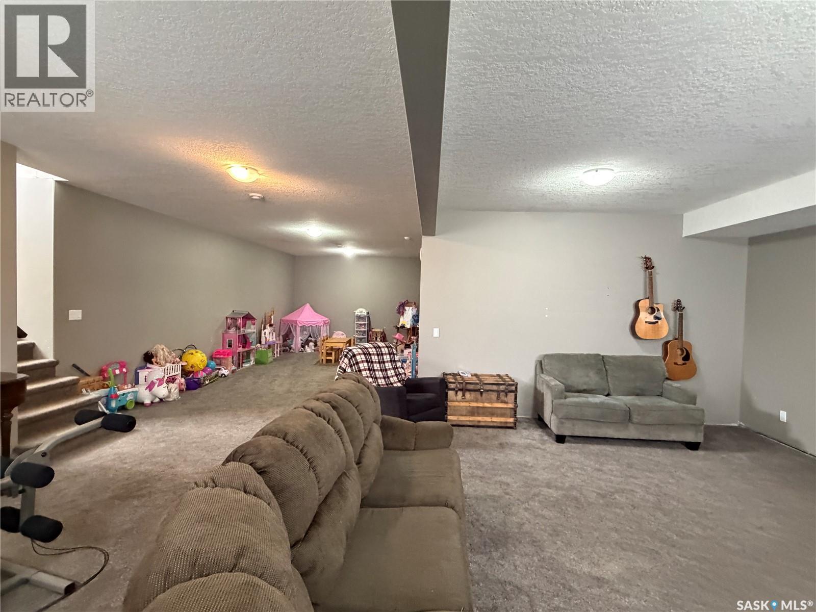 924 11th Street, Humboldt, Saskatchewan  S0K 2A0 - Photo 37 - SK031702