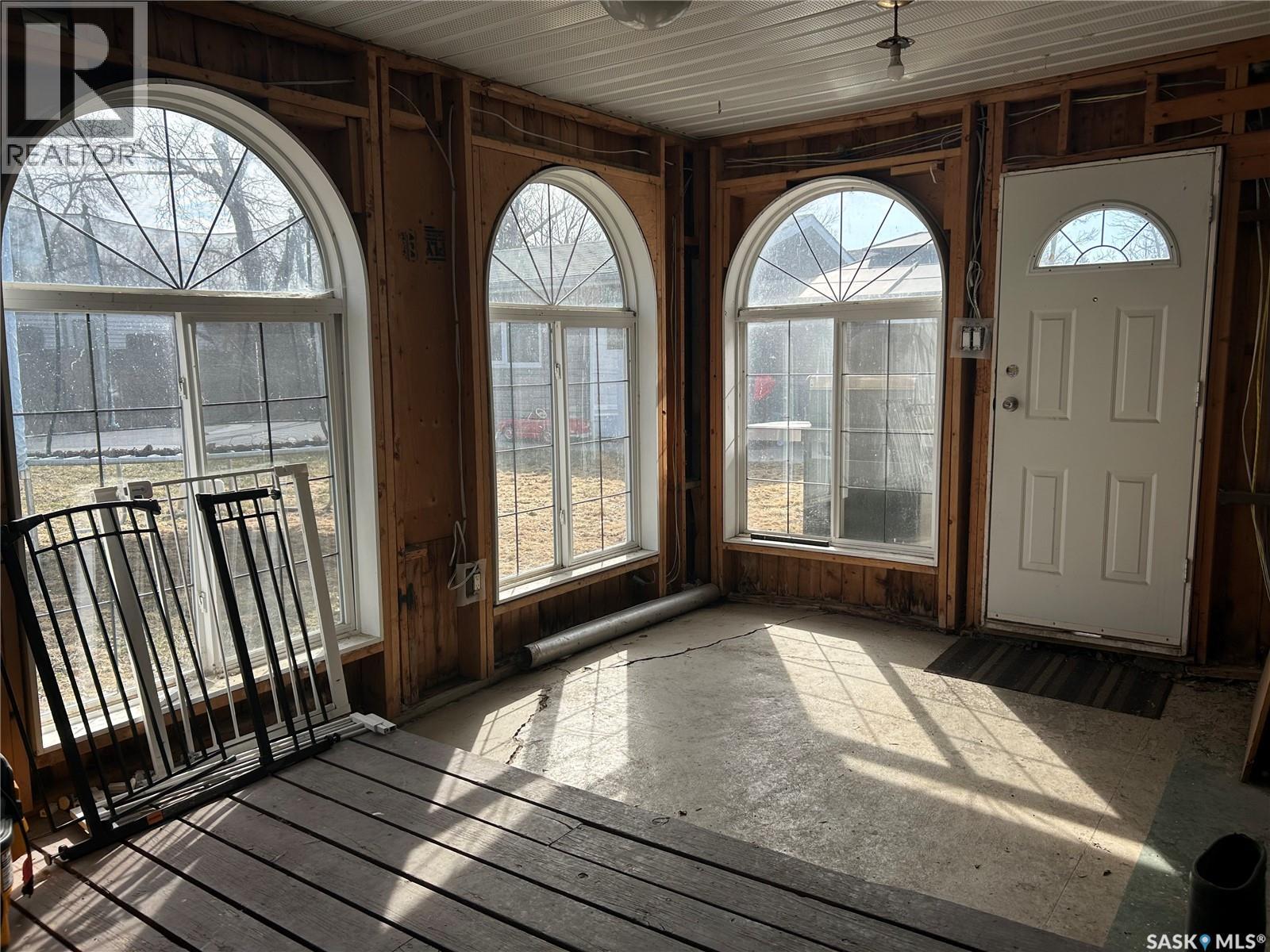 488 Willow Bay, Estevan, Saskatchewan  S4A 2G4 - Photo 34 - SK031633