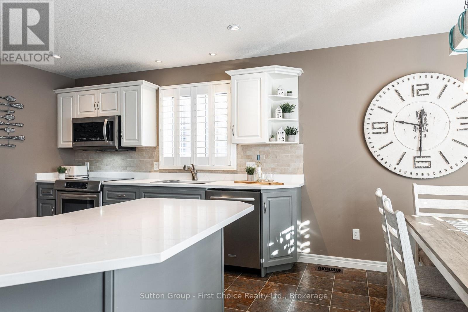 74 Rutherford Drive, Stratford, Ontario  N5A 0A6 - Photo 11 - X12816070