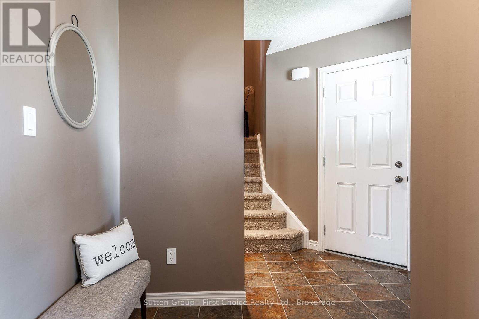 74 Rutherford Drive, Stratford, Ontario  N5A 0A6 - Photo 4 - X12816070