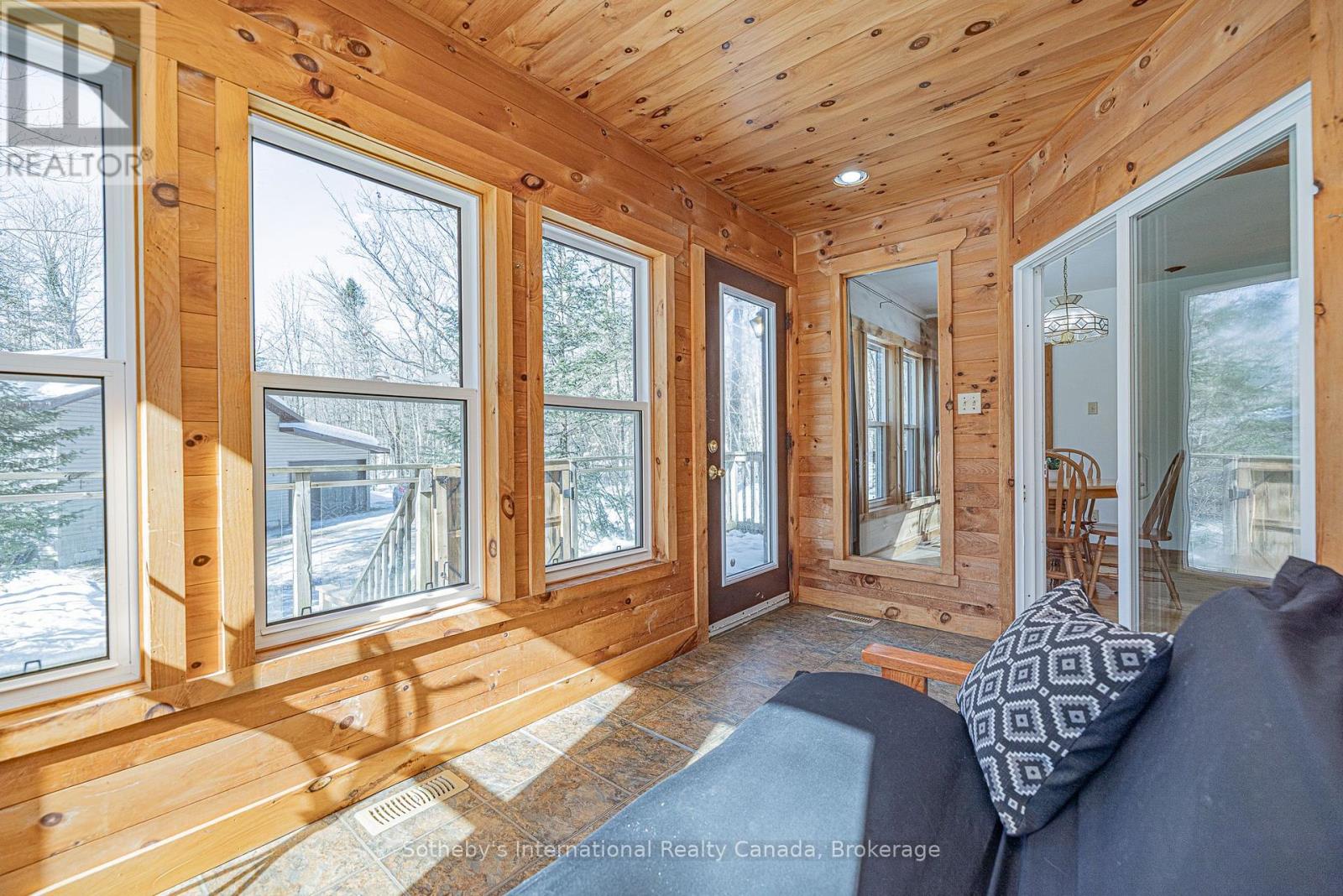 98 Black Road, Seguin, Ontario  P2A 2W8 - Photo 36 - X12933006