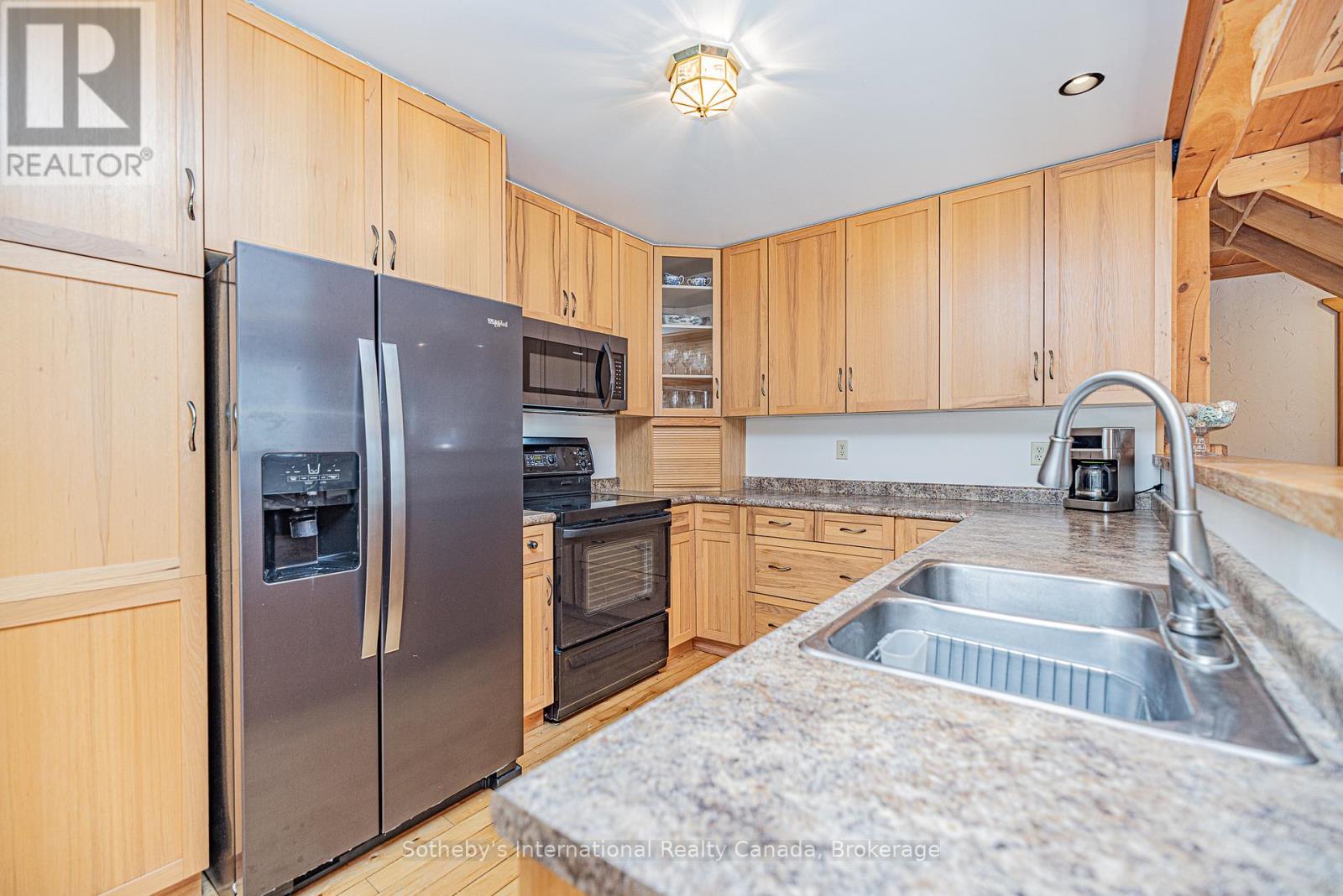 98 Black Road, Seguin, Ontario  P2A 2W8 - Photo 18 - X12933006