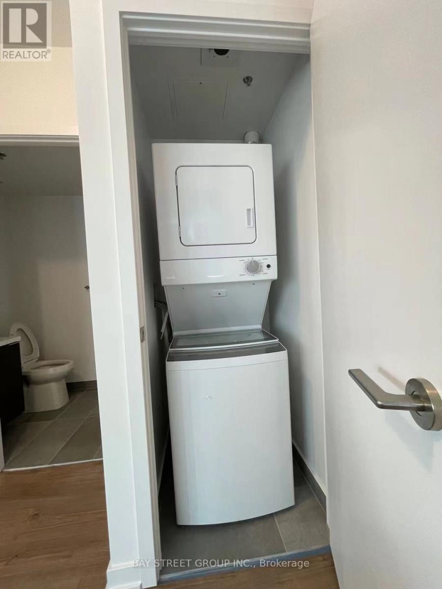 2808 - 203 College Street, Toronto, Ontario  M5T 0C8 - Photo 9 - C12866720