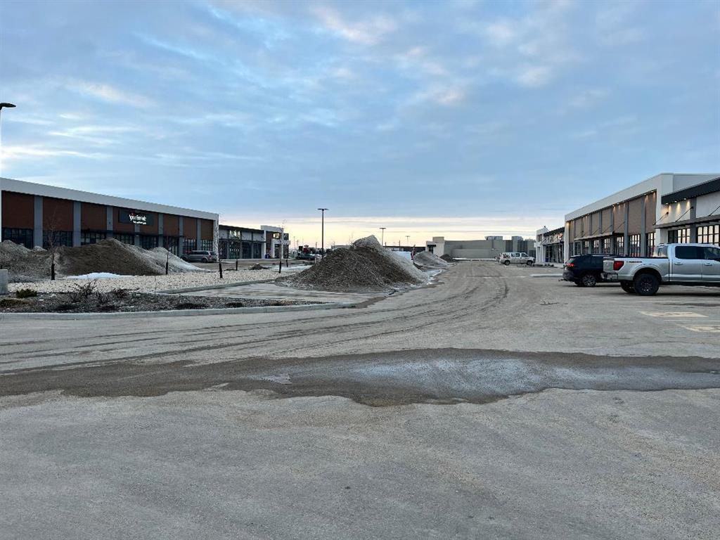 104 205 Lucas Avenue, Winnipeg, Manitoba  R2R 3B7 - Photo 5 - 202605920