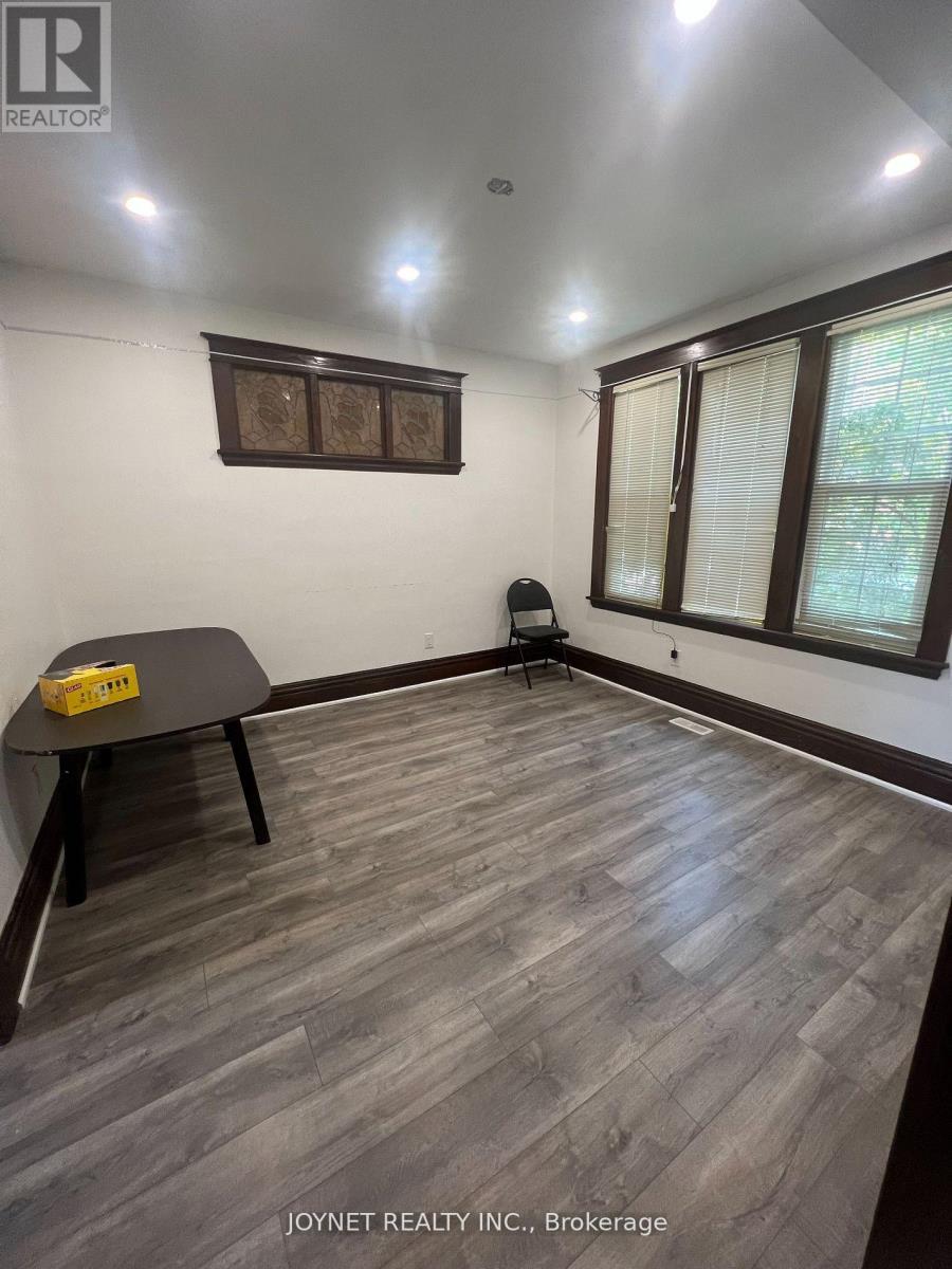 78 North Oval, Hamilton, Ontario  L8S 3Y8 - Photo 4 - X12940988