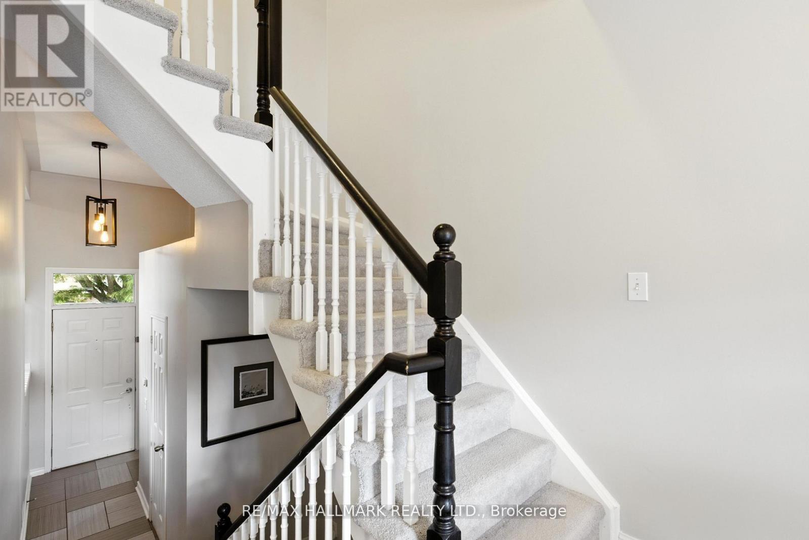 568 Legresley Lane, Newmarket, Ontario  L3Y 8R8 - Photo 27 - N12940892