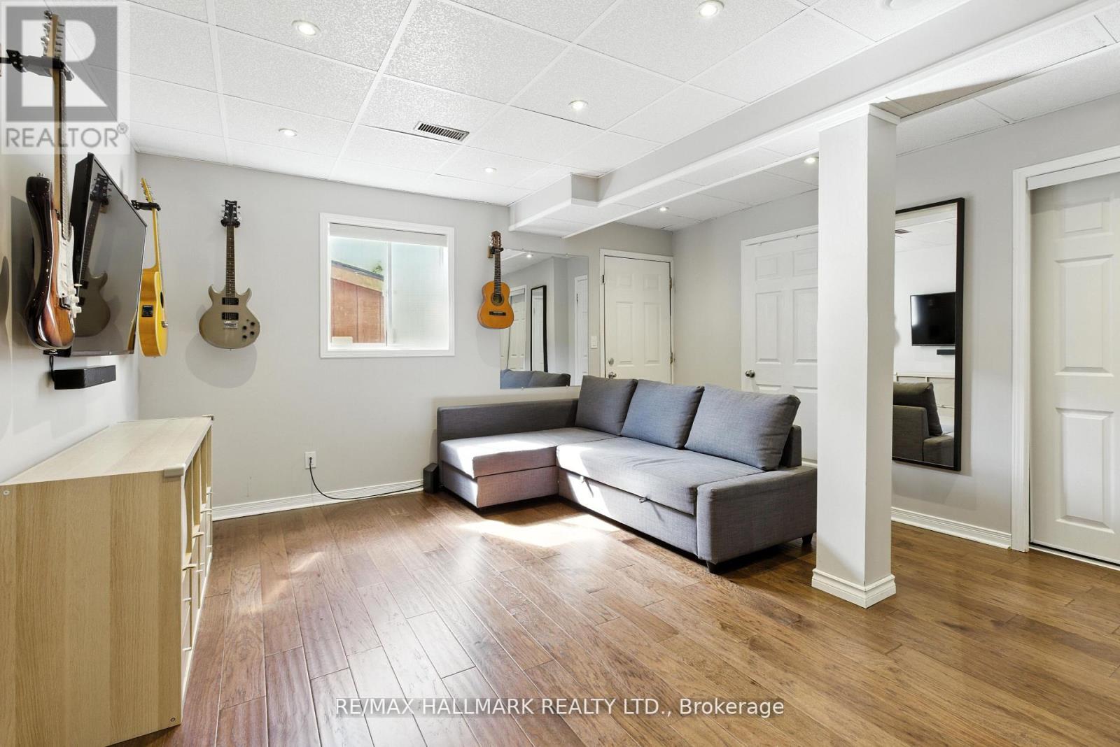 568 Legresley Lane, Newmarket, Ontario  L3Y 8R8 - Photo 23 - N12940892