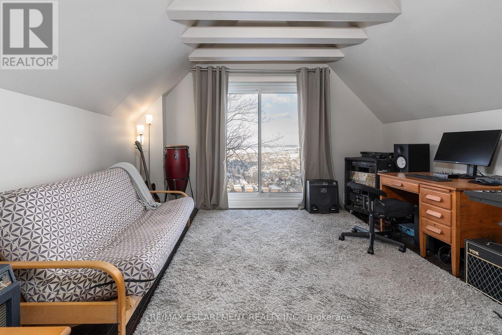 47 Mountain Park Avenue, Hamilton, Ontario  L9A 1A1 - Photo 21 - X12751610