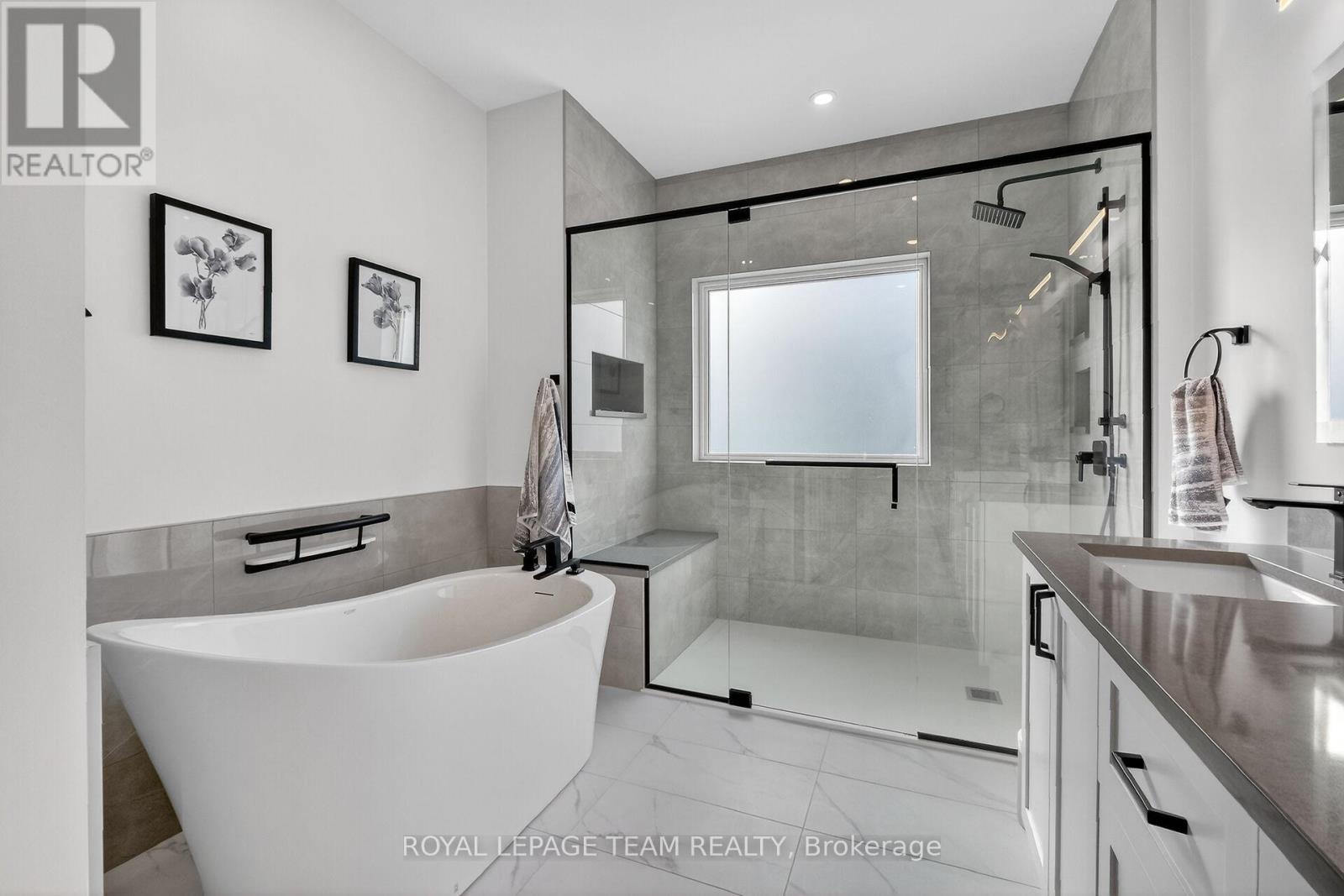 1611 Landel Drive, Ottawa, Ontario  K2W 1C2 - Photo 30 - X12803454