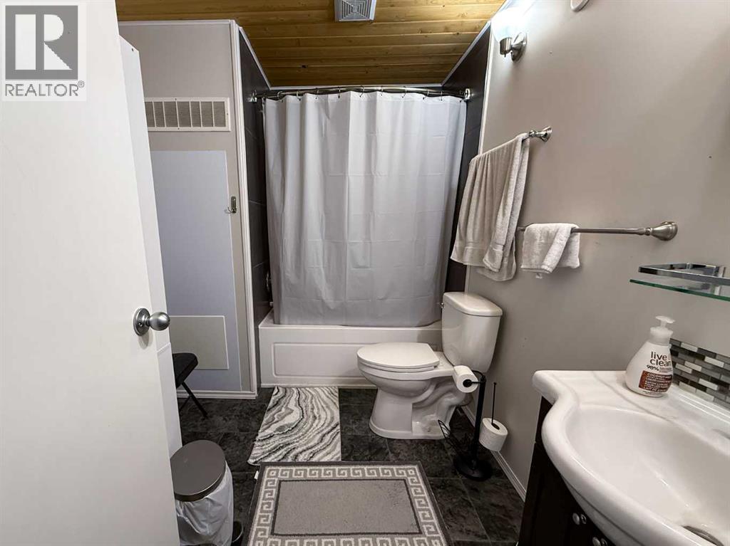 346, 133 Jarvis Street, Hinton, Alberta  T7V 1R9 - Photo 8 - A2268192