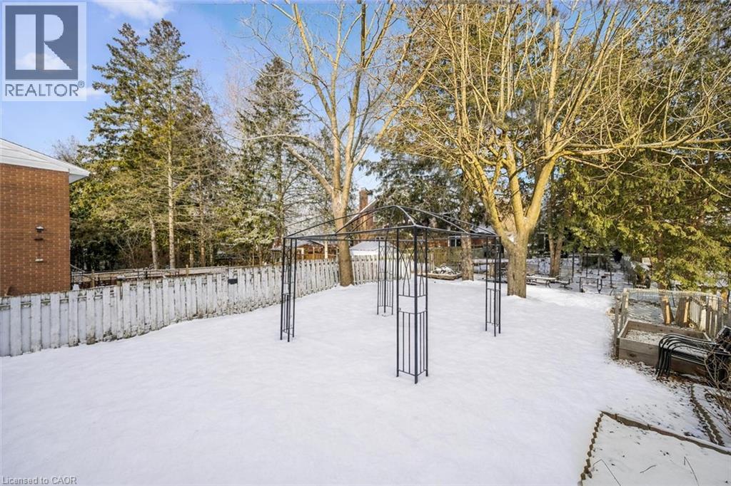 105 Churchill Street, Waterloo, Ontario  N2L 2X1 - Photo 10 - 40812674