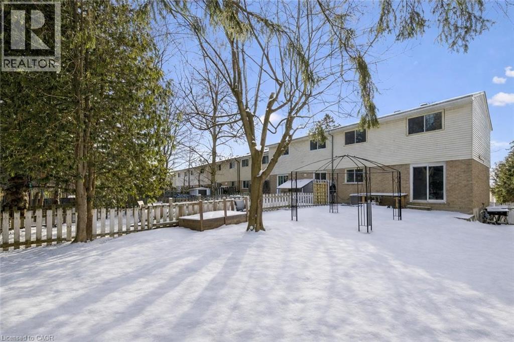 105 Churchill Street, Waterloo, Ontario  N2L 2X1 - Photo 11 - 40812674