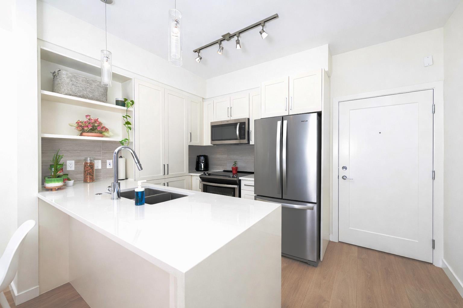 F209 20211 66 AVENUE, Langley, British Columbia