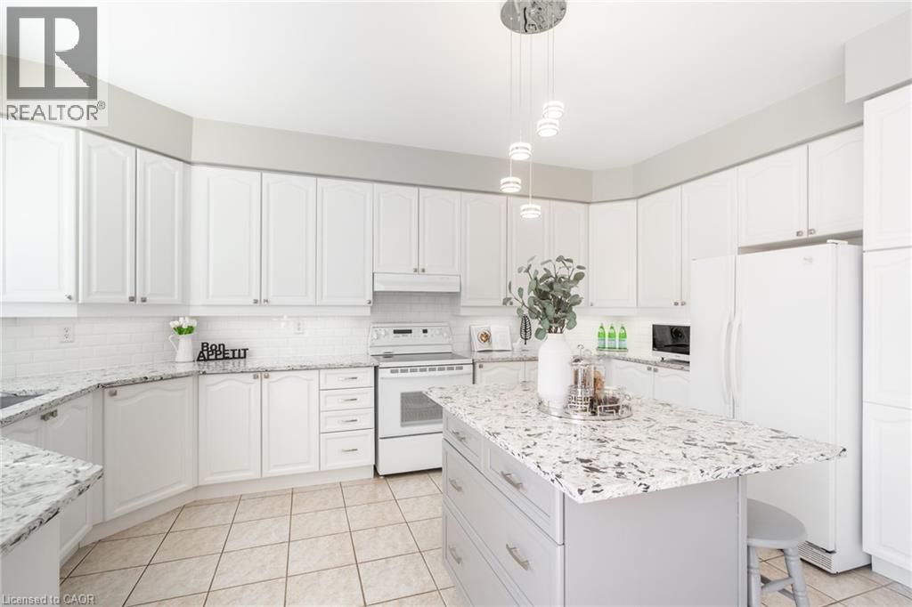 2194 Austin Court, Burlington, Ontario  L7L 6V6 - Photo 13 - 40814196