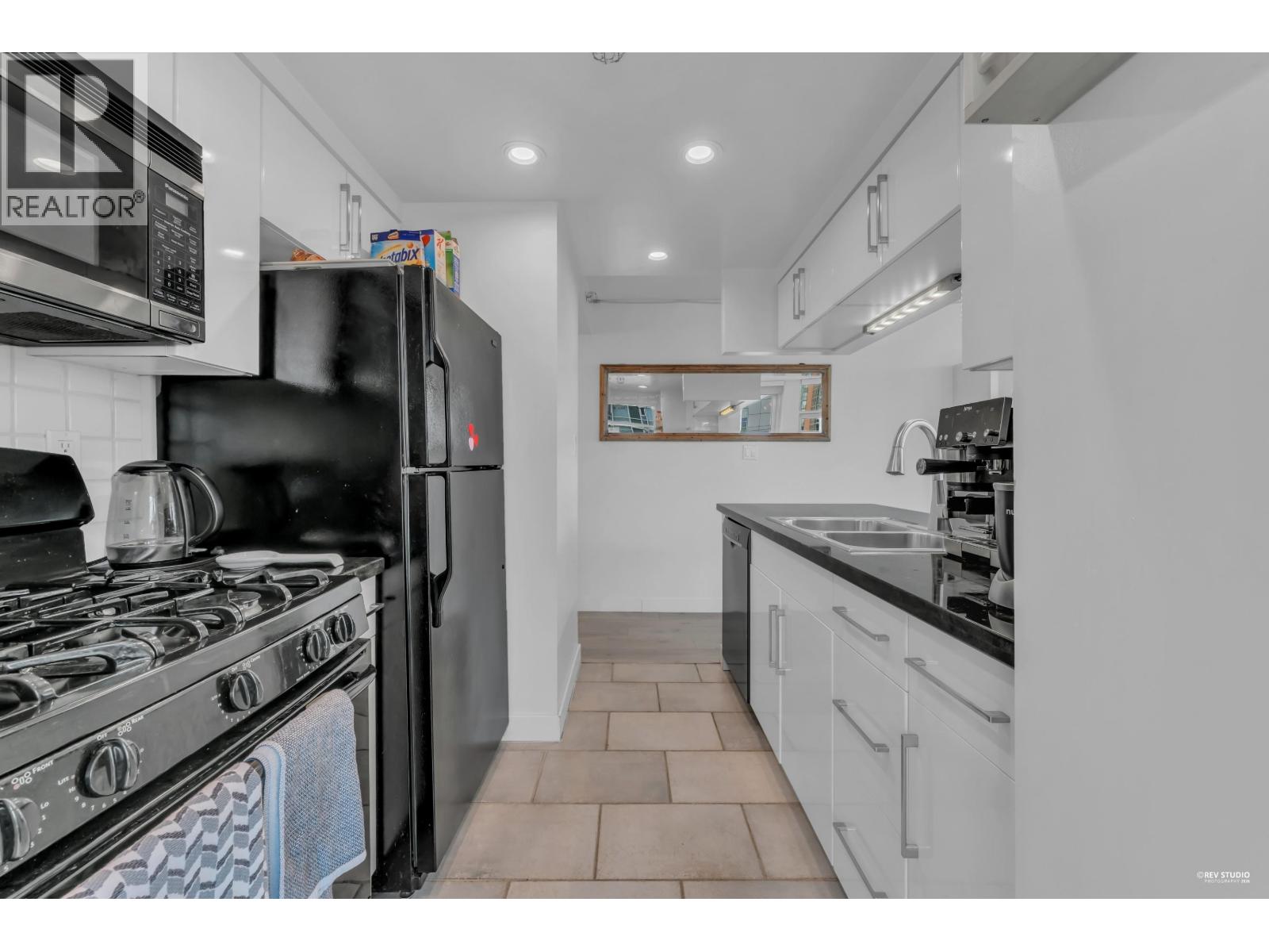 1506 1199 Marinaside Crescent, Vancouver, British Columbia  V6Z 2Y2 - Photo 18 - R3105428