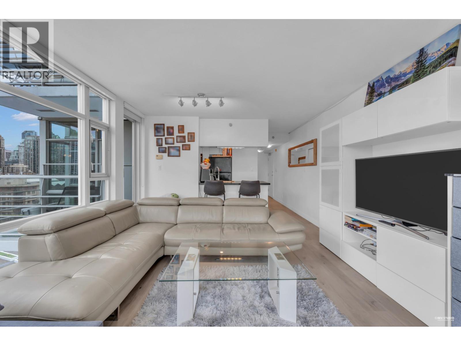 1506 1199 Marinaside Crescent, Vancouver, British Columbia  V6Z 2Y2 - Photo 8 - R3105428