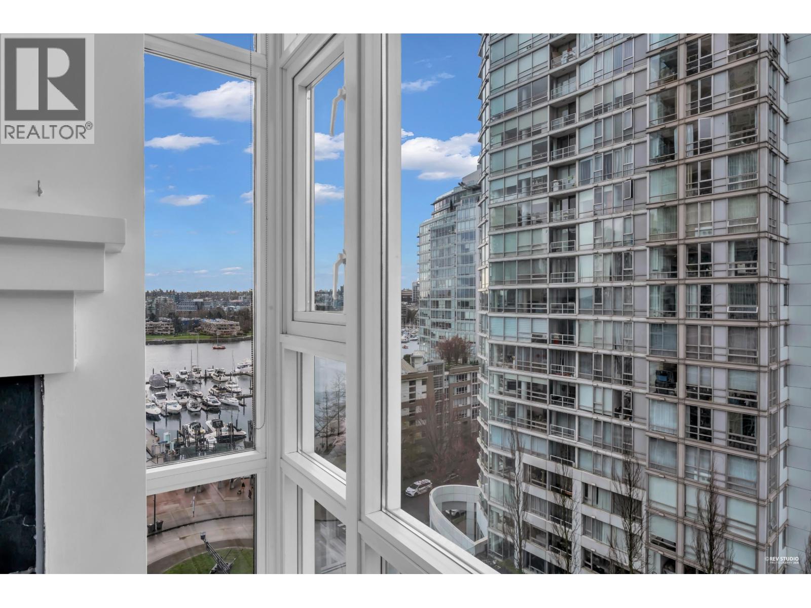 1506 1199 Marinaside Crescent, Vancouver, British Columbia  V6Z 2Y2 - Photo 12 - R3105428