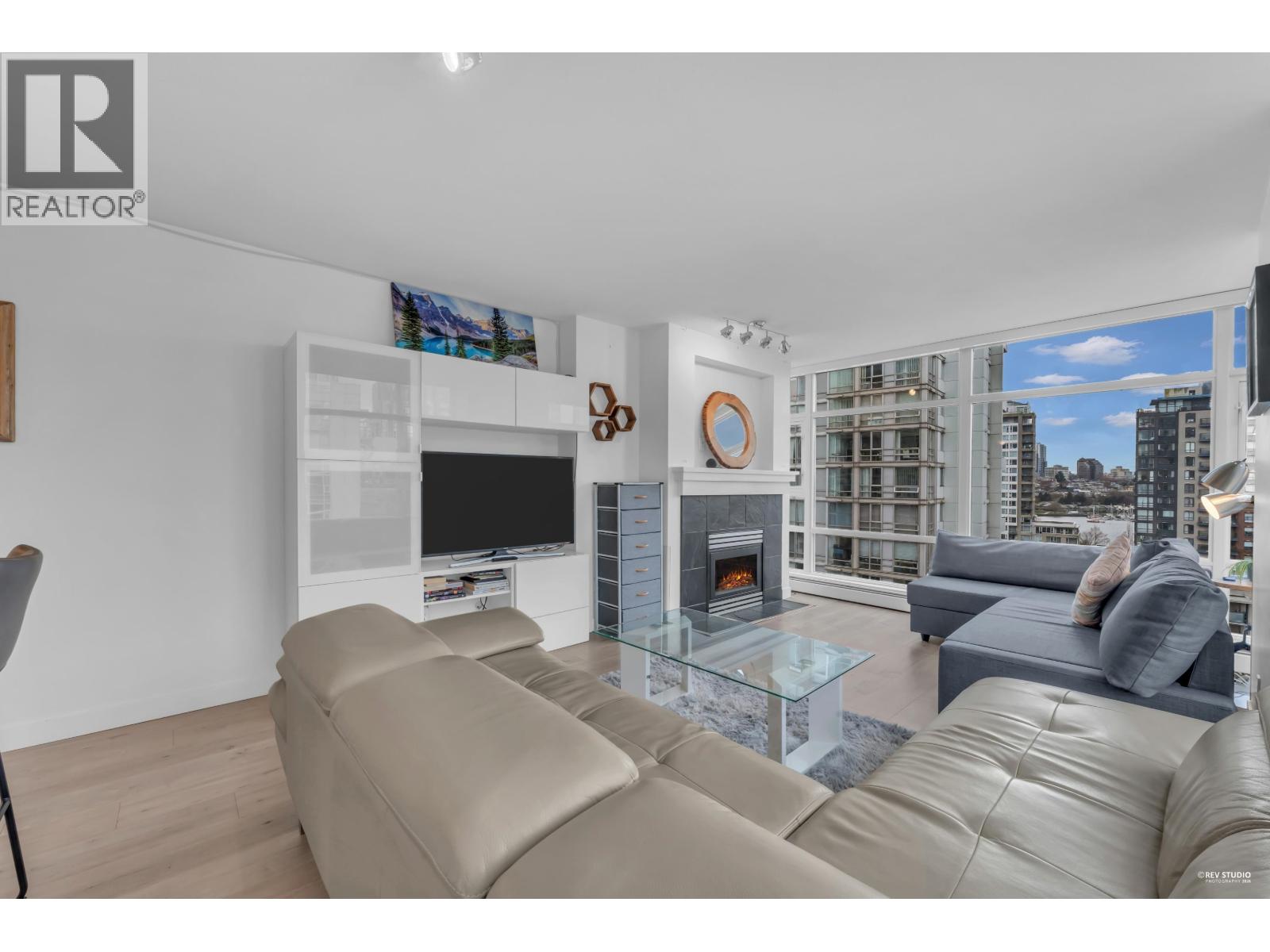 1506 1199 Marinaside Crescent, Vancouver, British Columbia  V6Z 2Y2 - Photo 10 - R3105428