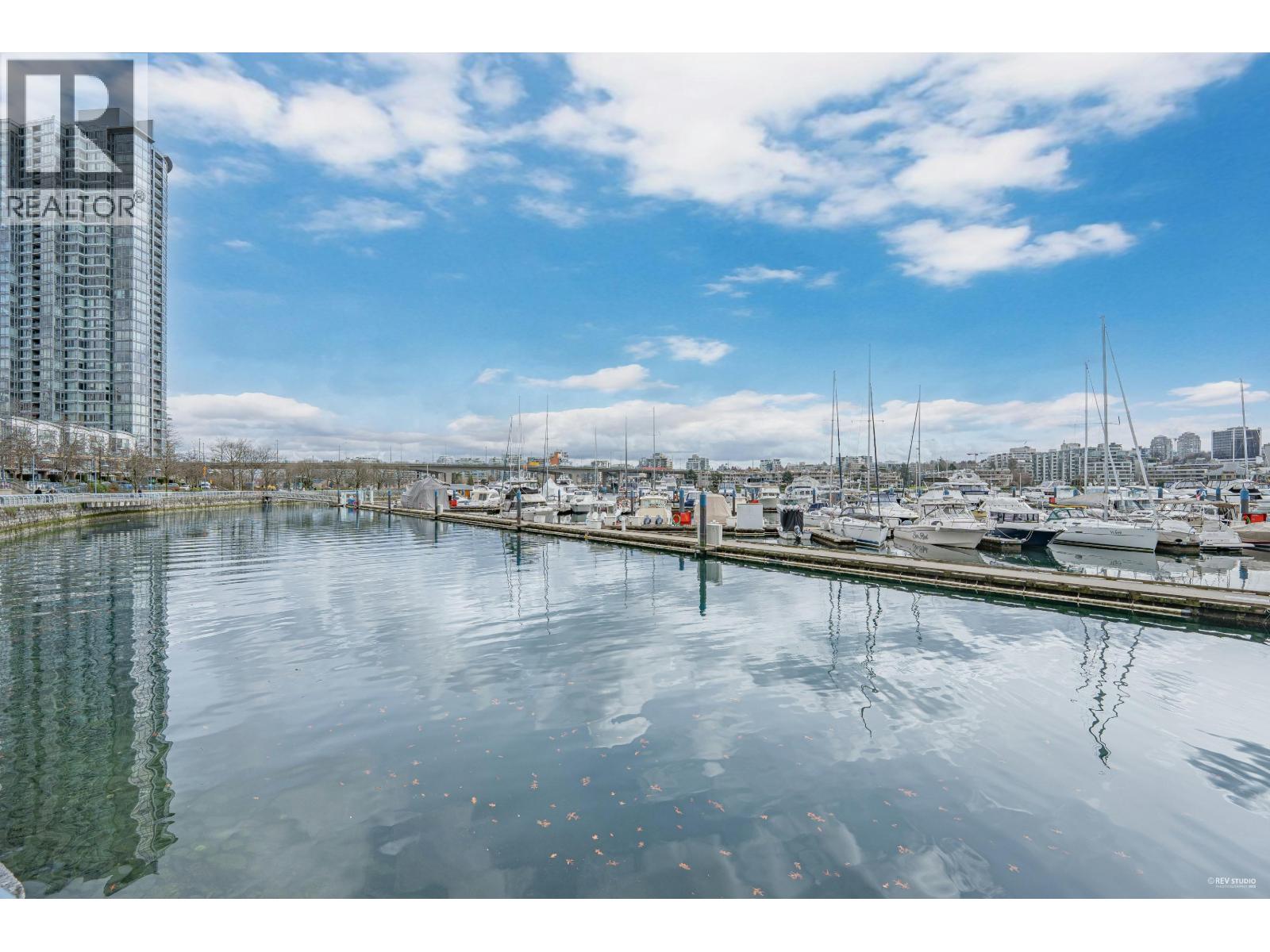 1506 1199 Marinaside Crescent, Vancouver, British Columbia  V6Z 2Y2 - Photo 2 - R3105428