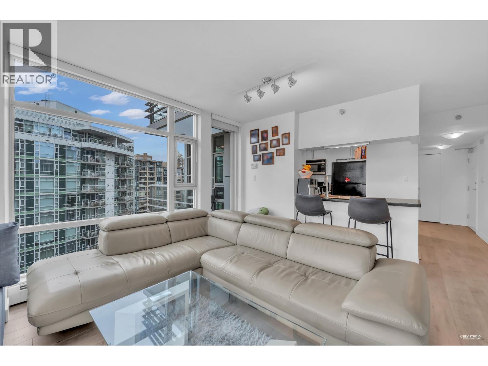 1506 1199 Marinaside Crescent, Vancouver, British Columbia  V6Z 2Y2 - Photo 6 - R3105428