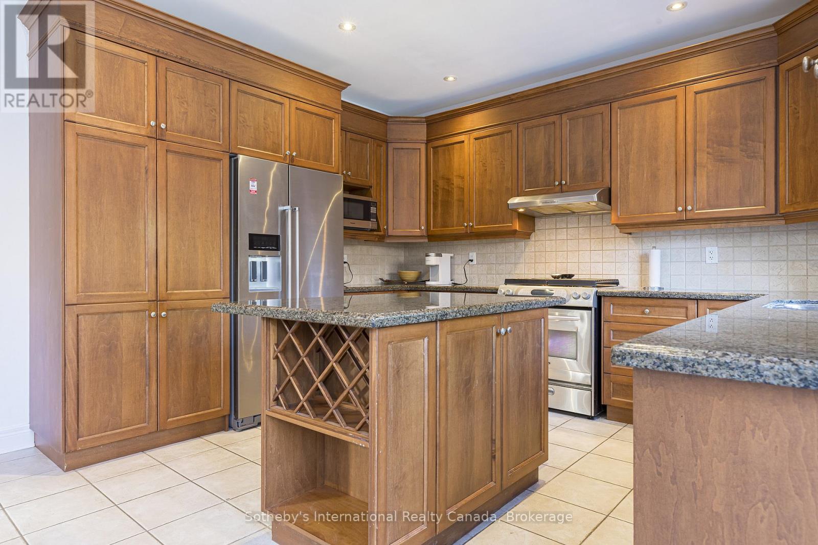 2472 Upper Valley Crescent, Oakville, Ontario  L6H 7P2 - Photo 15 - W12941080