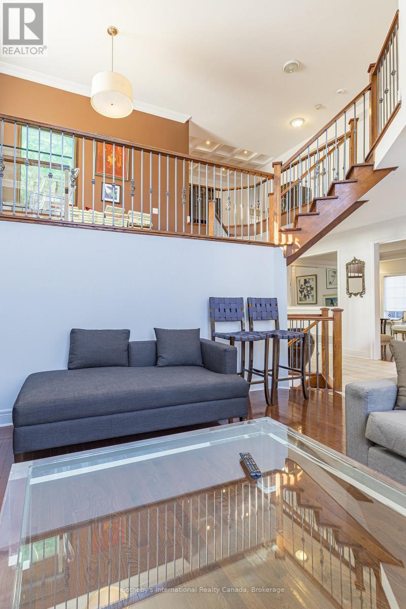 2472 Upper Valley Crescent, Oakville, Ontario  L6H 7P2 - Photo 19 - W12941080