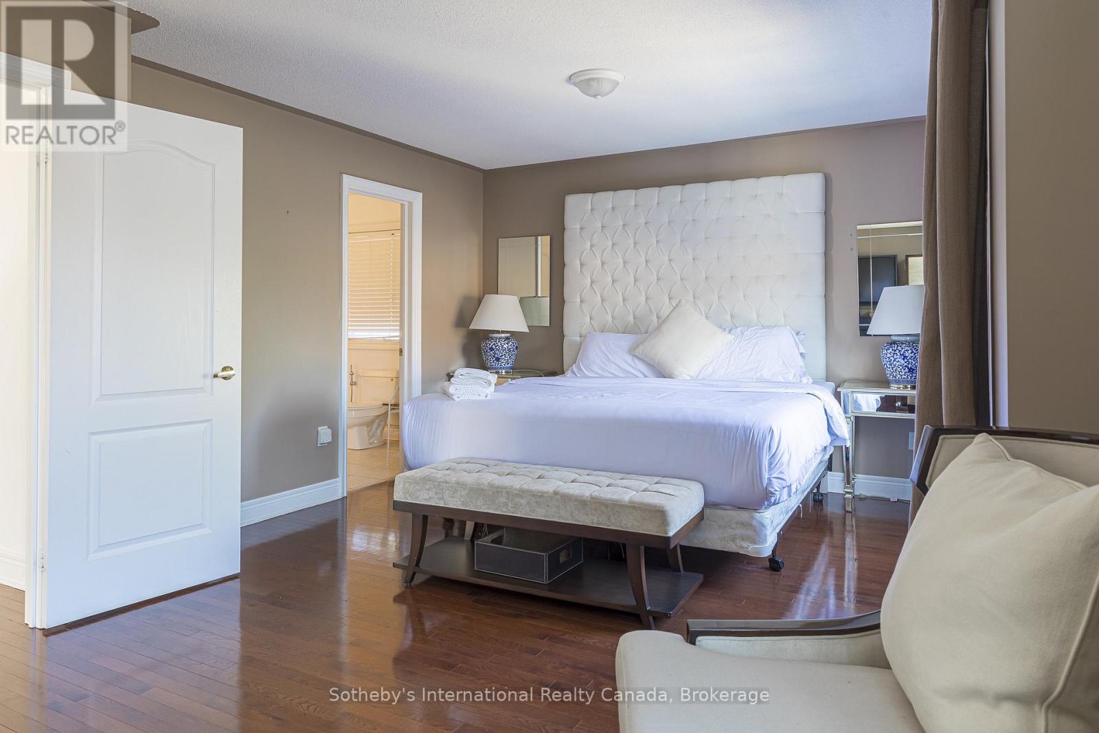 2472 Upper Valley Crescent, Oakville, Ontario  L6H 7P2 - Photo 25 - W12941080