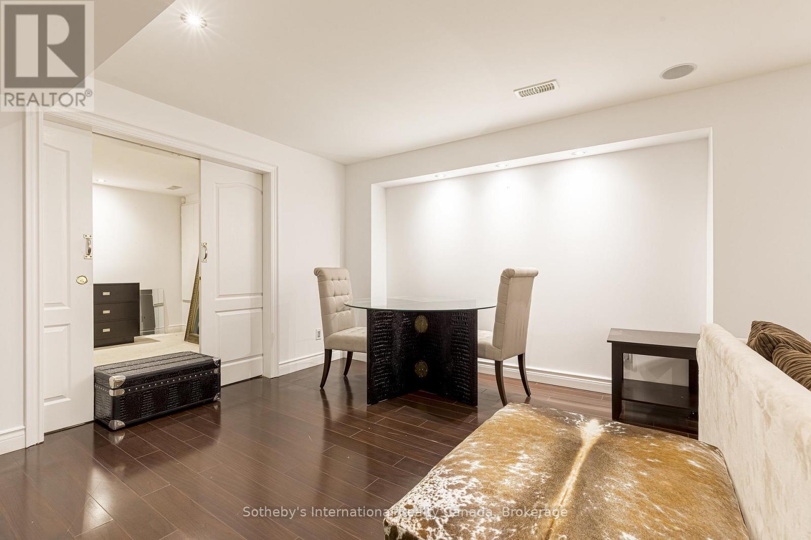 2472 Upper Valley Crescent, Oakville, Ontario  L6H 7P2 - Photo 43 - W12941080