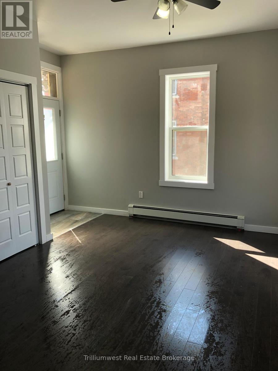 552 7th Avenue, Hanover, Ontario  N4N 2J7 - Photo 20 - X12298874