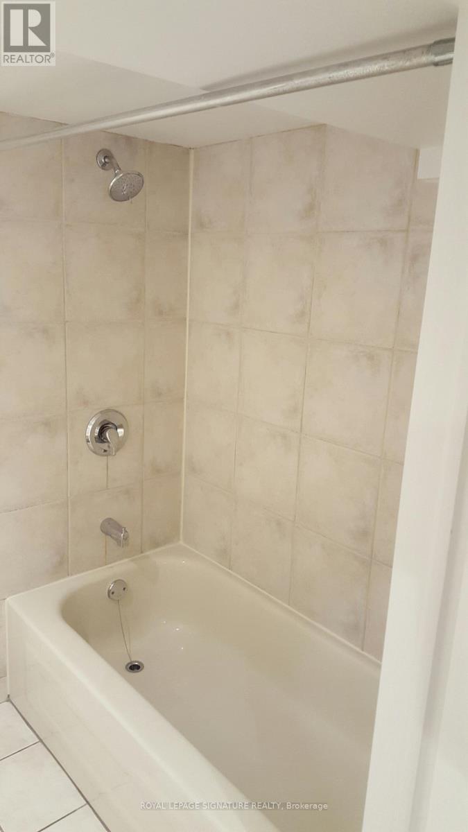 UNIT LOWER 1 - 27 HILLSBORO AVENUE, Toronto, Ontario