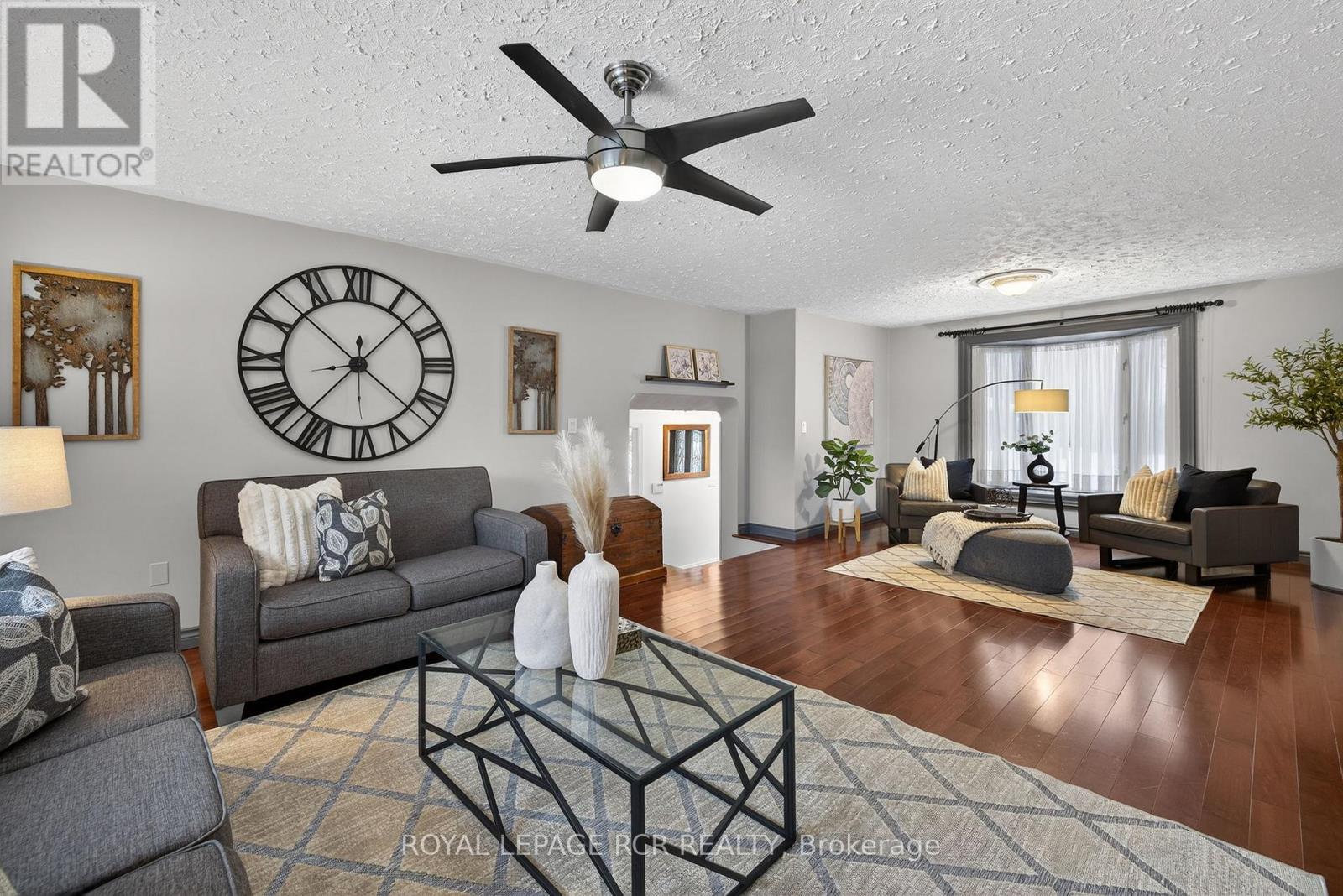 11 Hilltop Drive, Caledon, Ontario  L7C 1K7 - Photo 15 - W12787686