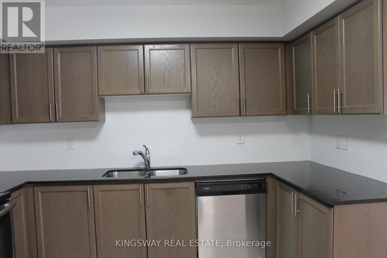 19 - 2472 Post Road S, Oakville, Ontario  L6H 0K1 - Photo 10 - W12835632