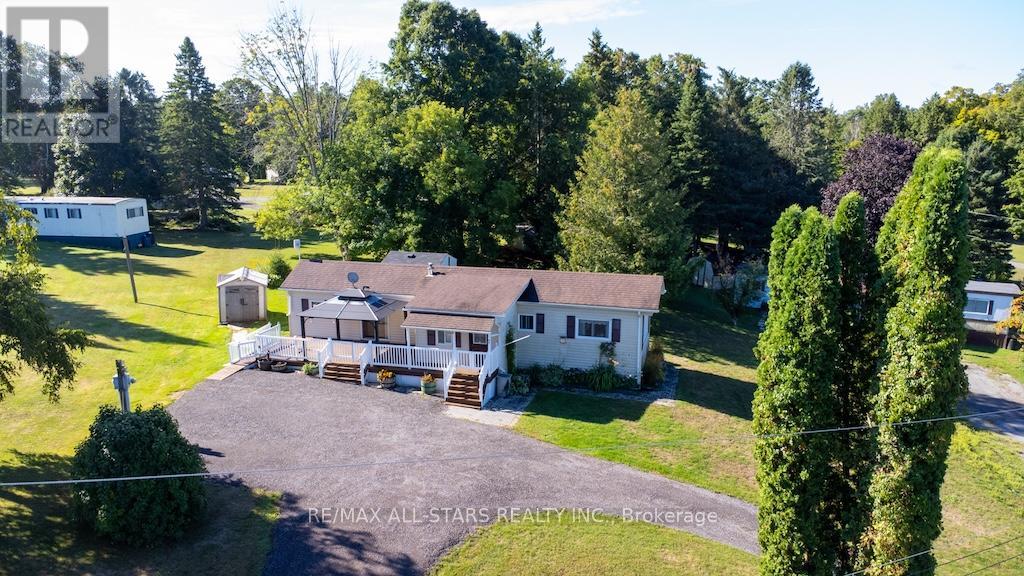 7 Marlene Drive, Kawartha Lakes, Ontario  L0A 1A0 - Photo 2 - X12368258