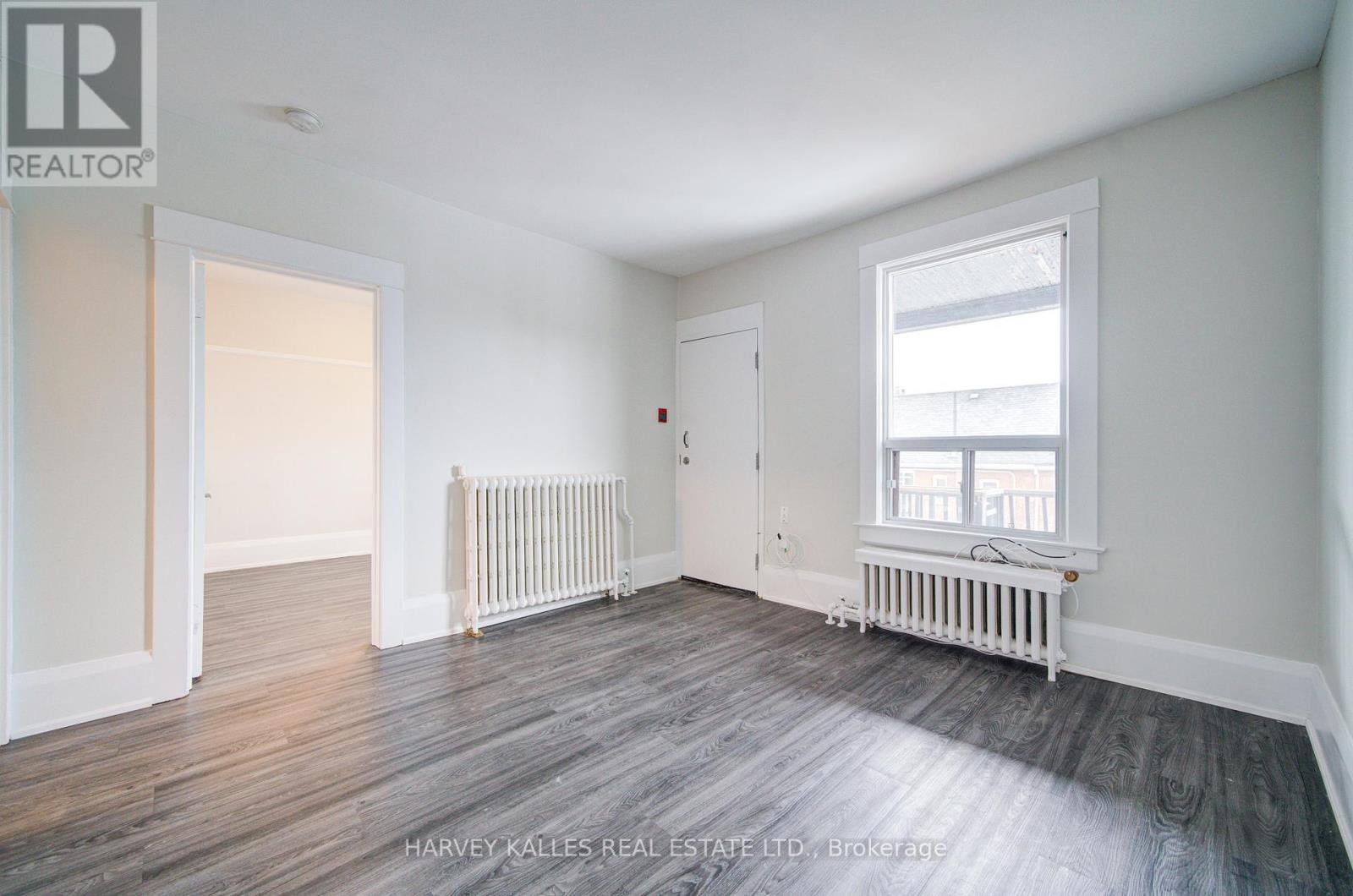 4 - 1074 St Clair Avenue W, Toronto, Ontario  M6E 3H3 - Photo 21 - C12941014