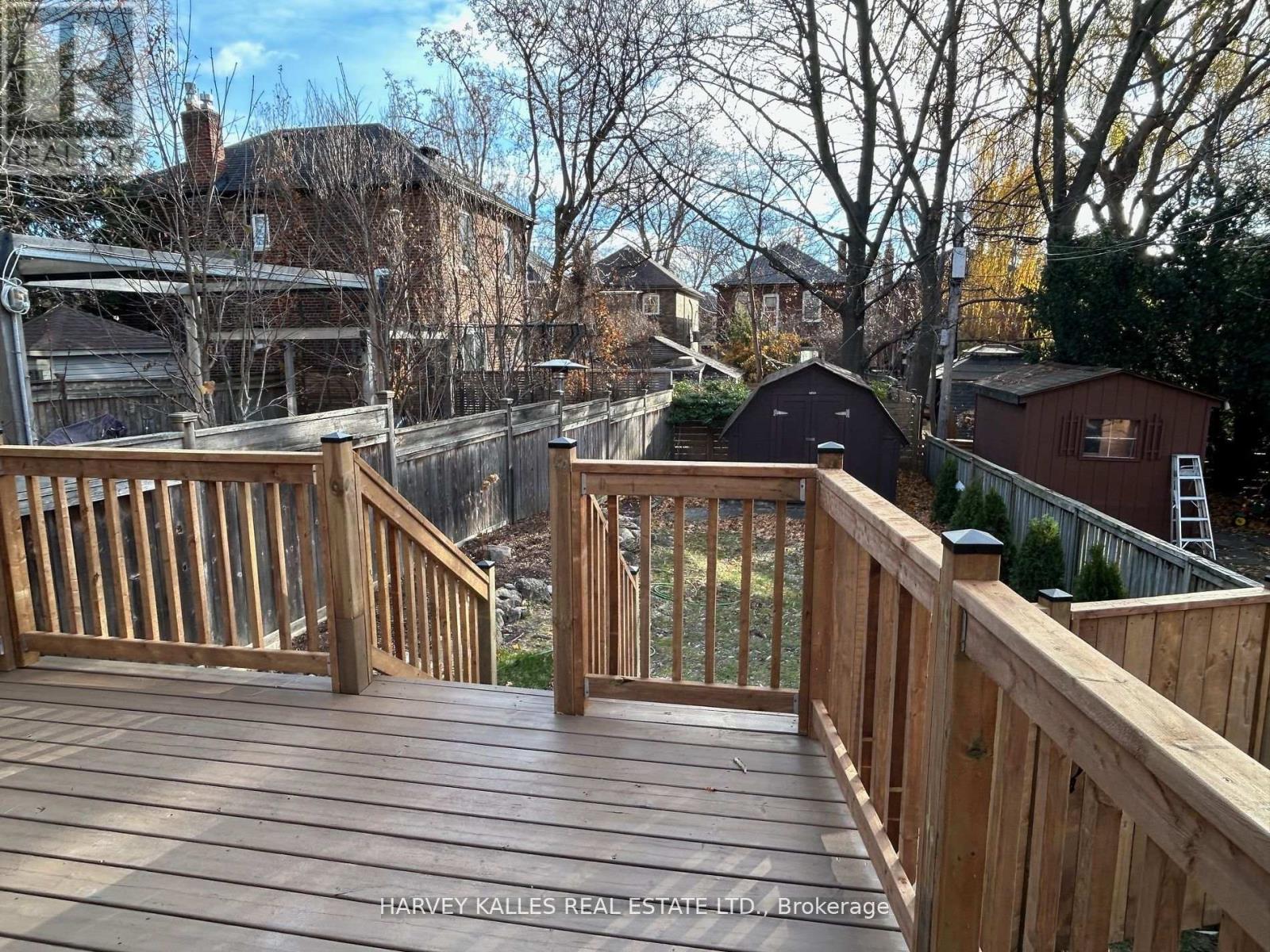 207 Old Orchard Grove, Toronto, Ontario  M5M 2E6 - Photo 8 - C12941030