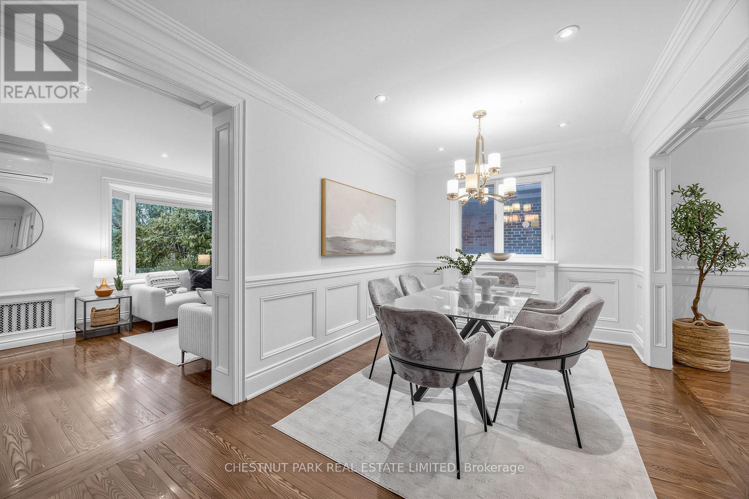 122 Randolph Road, Toronto, Ontario  M4G 3R9 - Photo 7 - C12941046