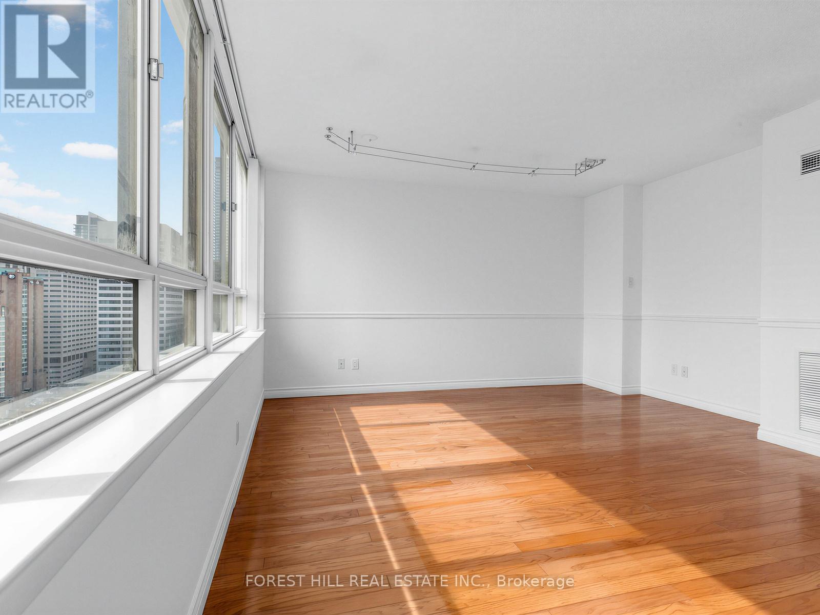 2313 - 633 Bay Street, Toronto, Ontario  M5G 2G4 - Photo 12 - C12941056