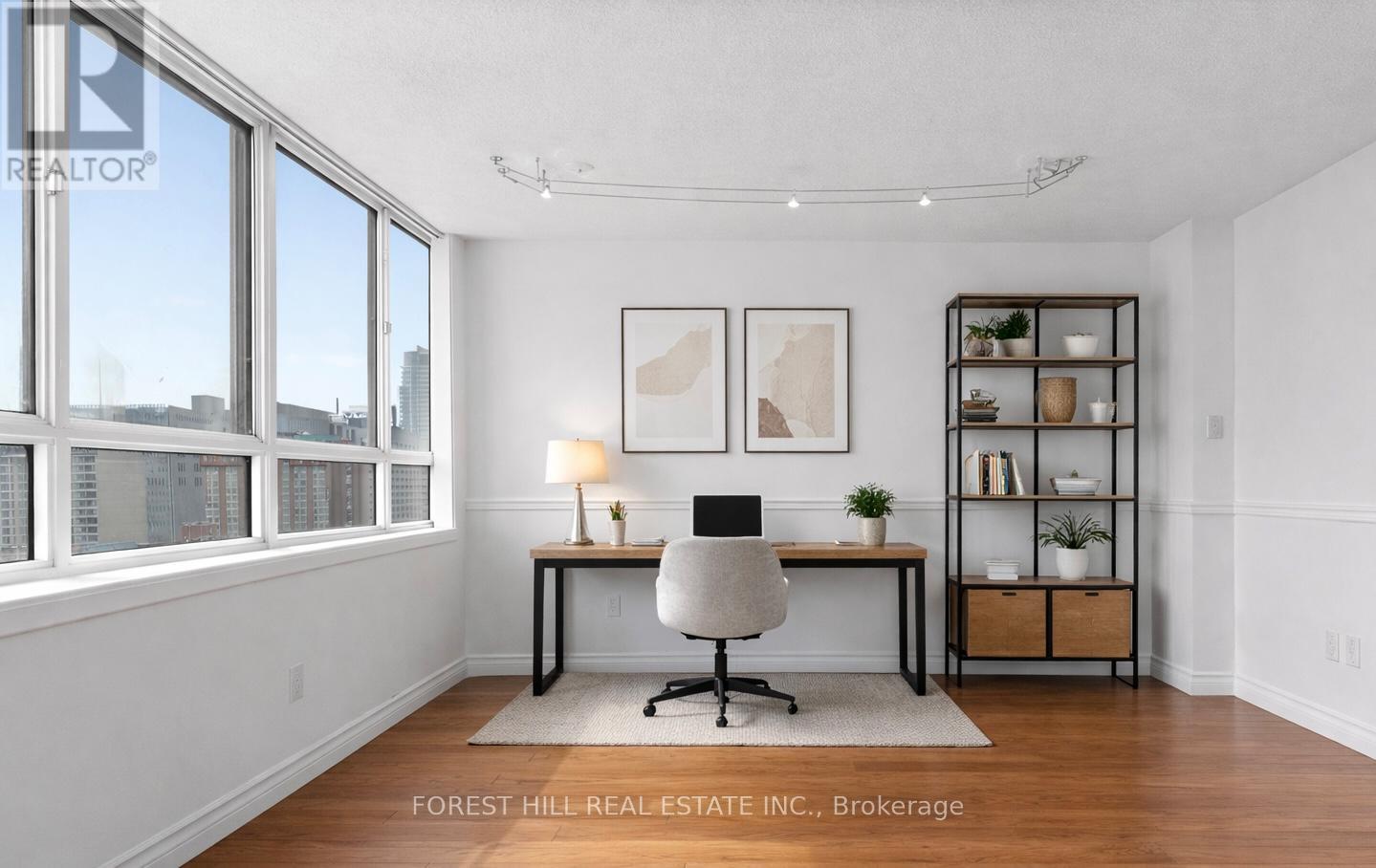 2313 - 633 Bay Street, Toronto, Ontario  M5G 2G4 - Photo 13 - C12941056