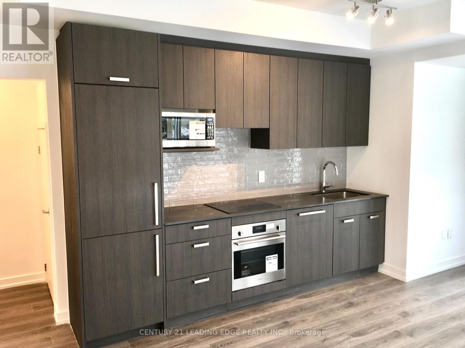 185 - 65 Curlew Drive, Toronto, Ontario  M3A 2P8 - Photo 2 - C12941082