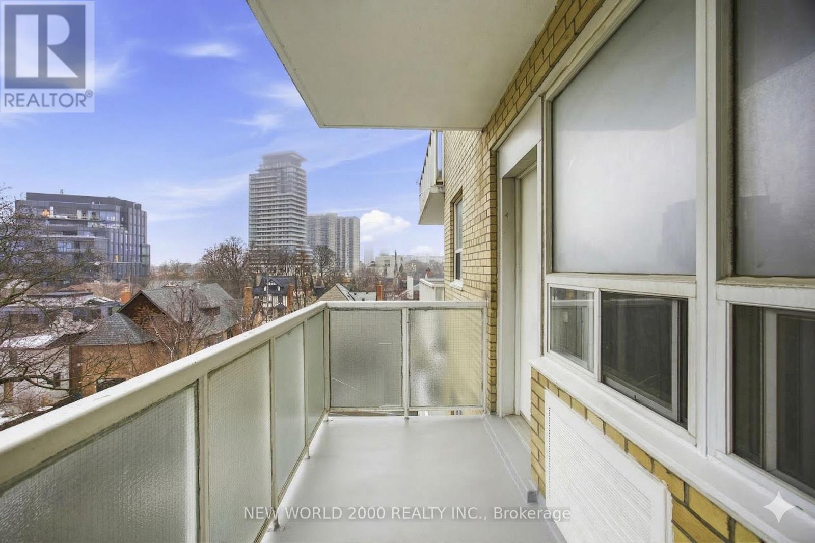 707 - 88 Bernard Avenue, Toronto, Ontario  M5R 1R7 - Photo 4 - C12941114