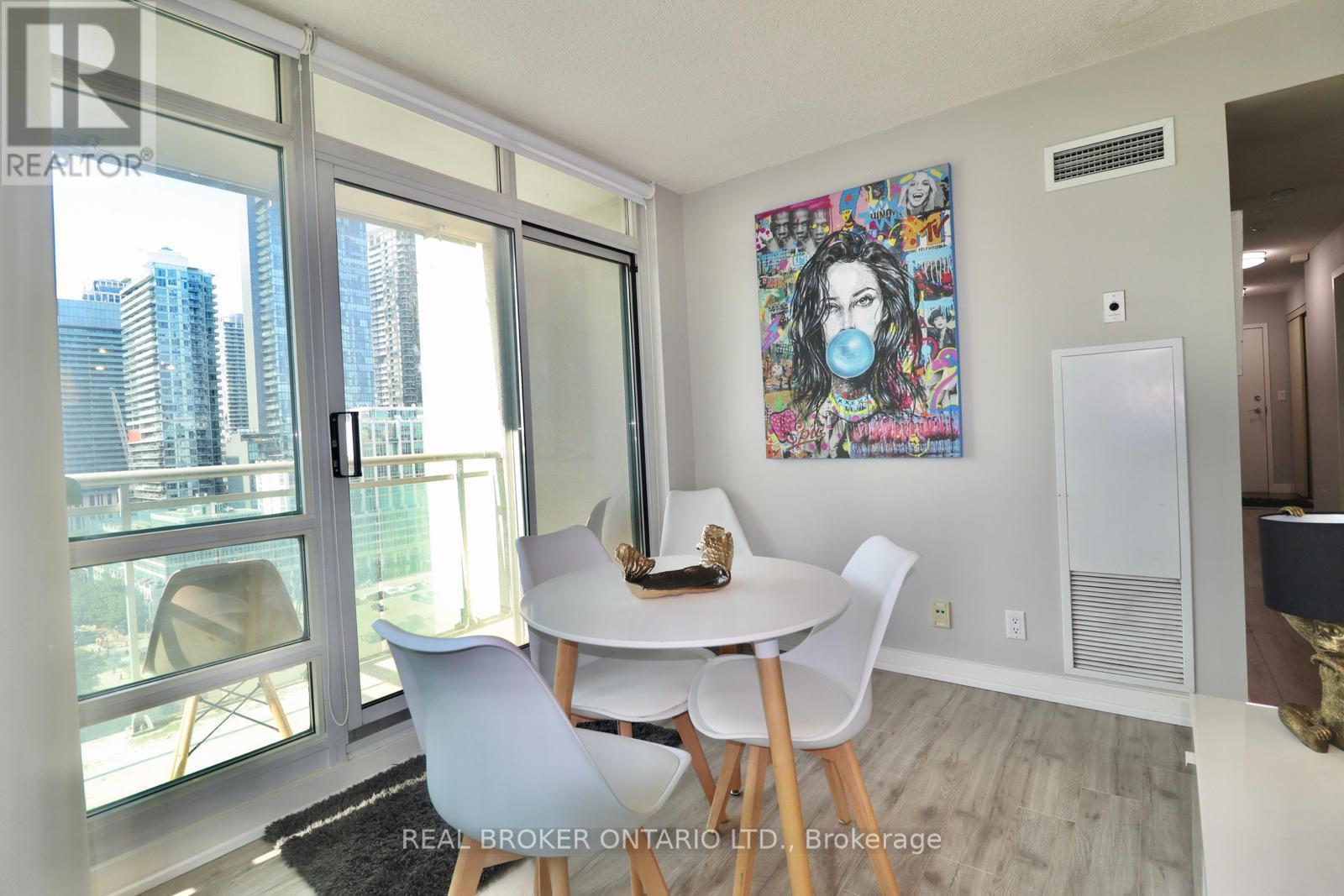 1902 - 381 Front Street, Toronto, Ontario  M5V 3R8 - Photo 18 - C12941140