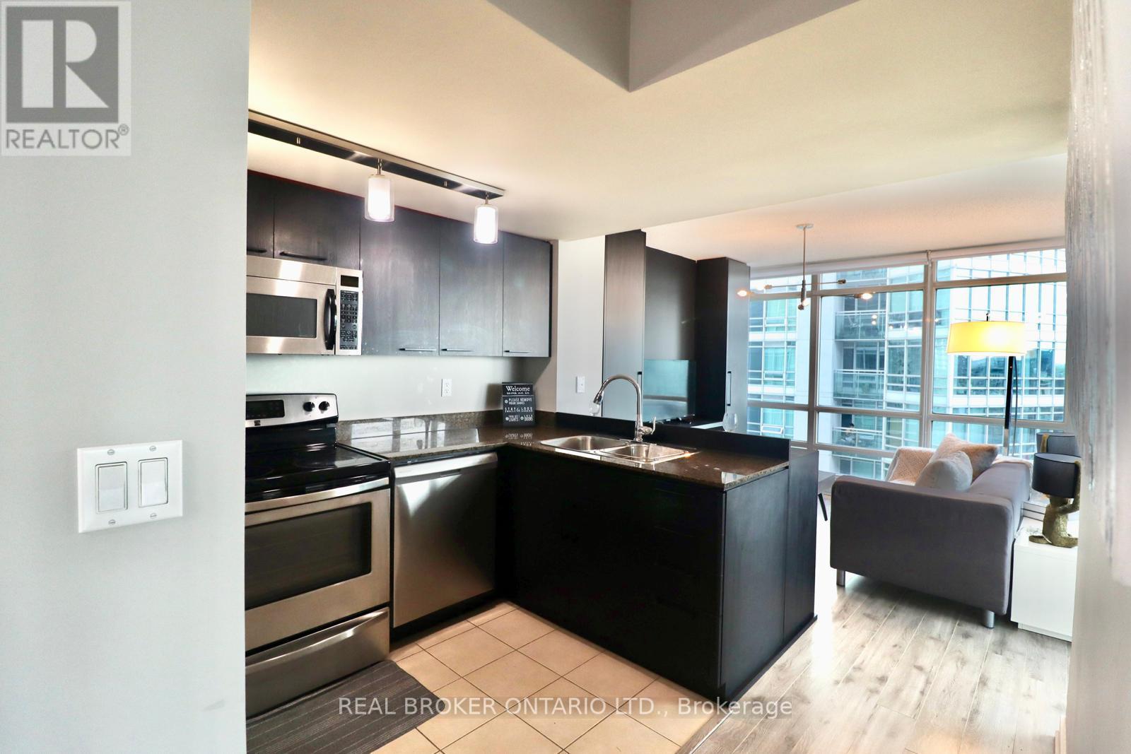 1902 - 381 Front Street, Toronto, Ontario  M5V 3R8 - Photo 21 - C12941140